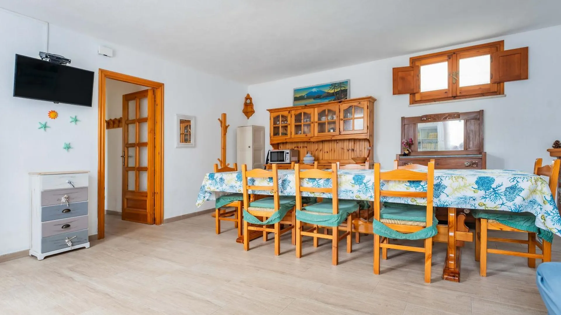 Dom wakacyjny Elena'S Maison Solanas  Włochy